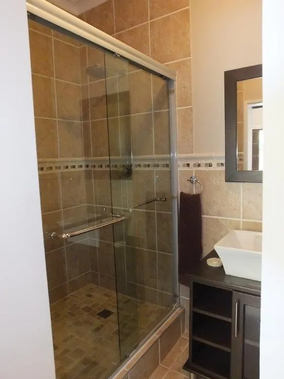 *** Guest house Summerstrand Beach Lodge South Africa