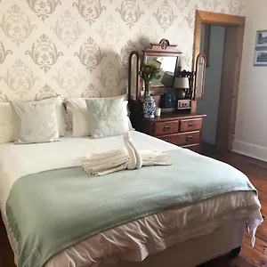 2* Hotel The Grand