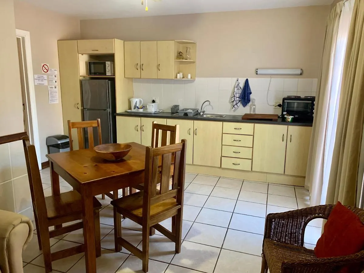 Summerstrand Beach Lodge Guest house