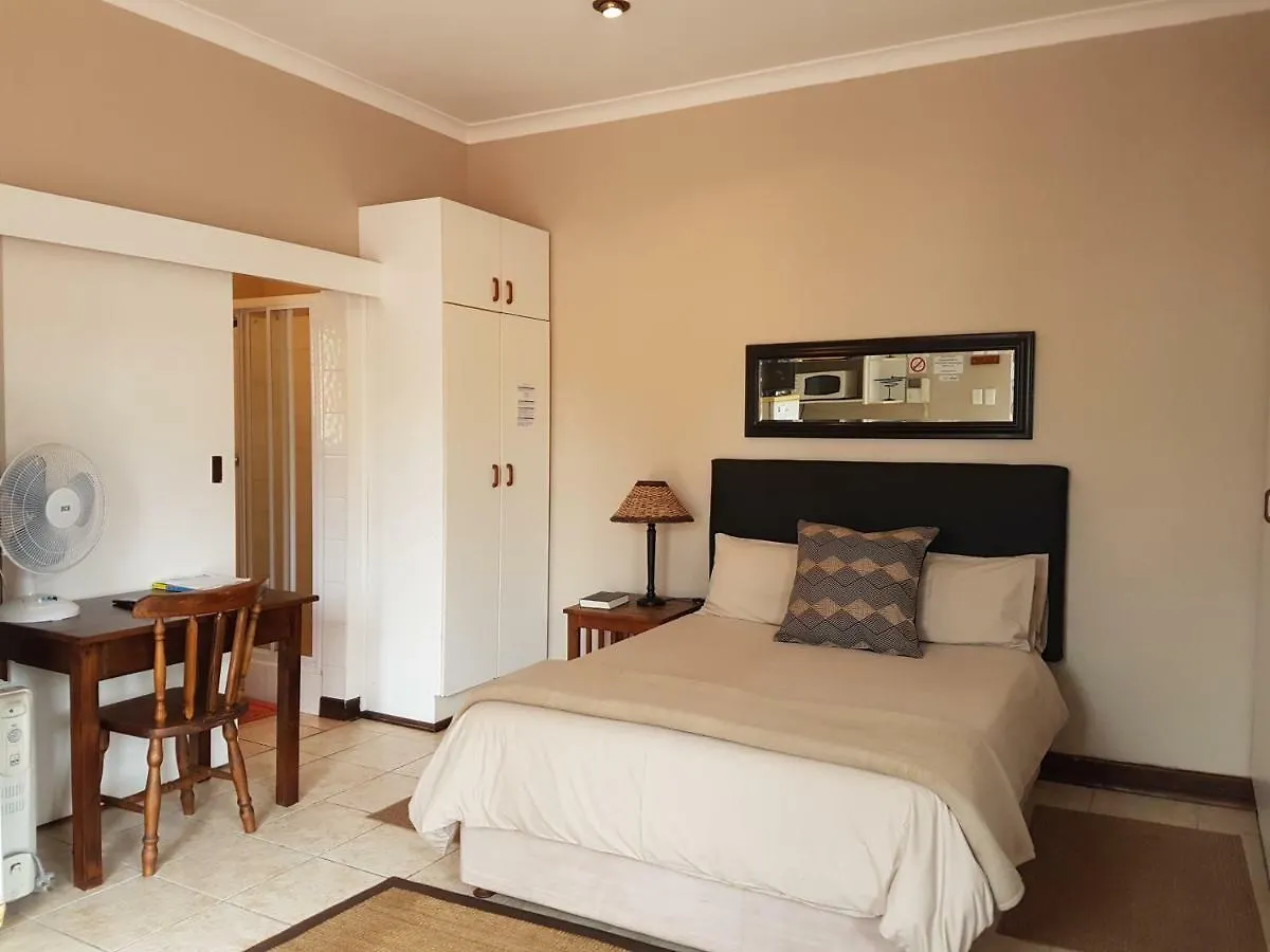 Summerstrand Beach Lodge Pensjonat